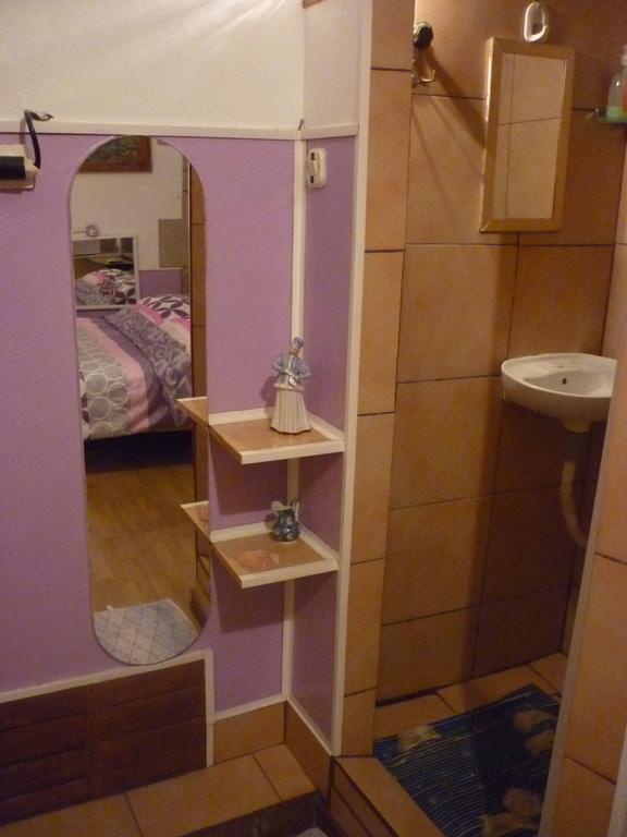 ホテル ルームス デュラン スプリト 部屋 写真