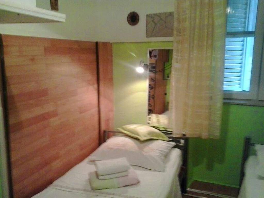 ホテル ルームス デュラン スプリト 部屋 写真